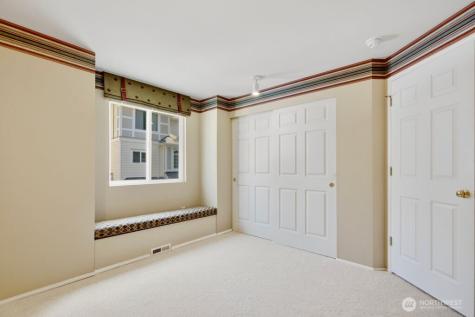 6699 SE Cougar Mountain Way Bellevue WA 98006