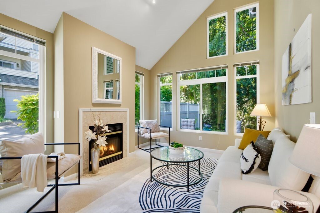 6699 SE Cougar Mountain Way Bellevue WA 98006