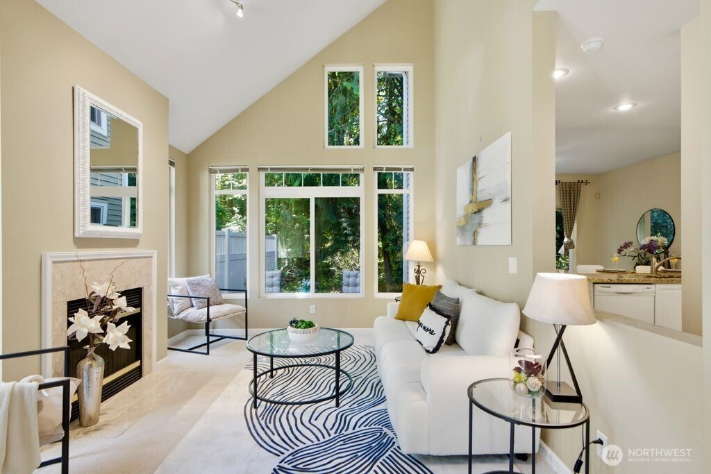 6699 SE Cougar Mountain Way Bellevue WA 98006