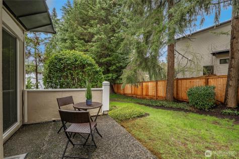 1607 102nd Place NE Bellevue WA 98004