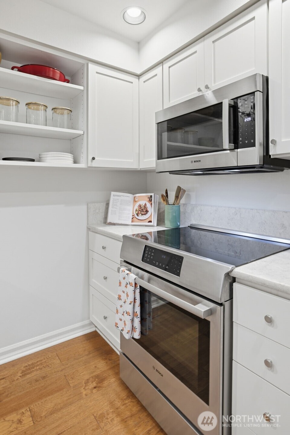215 20th Avenue E Seattle WA 98112