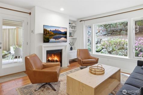 215 20th Avenue E Seattle WA 98112