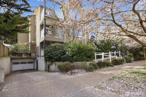 215 20th Avenue E Seattle WA 98112