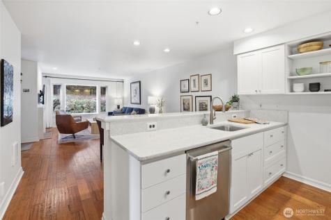 215 20th Avenue E Seattle WA 98112