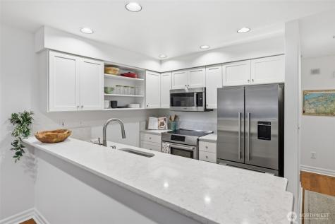 215 20th Avenue E Seattle WA 98112