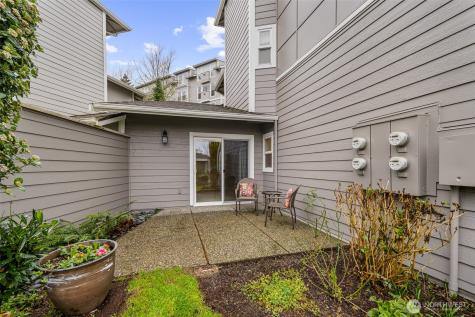 22519 SE 38th Terrace Issaquah WA 98029