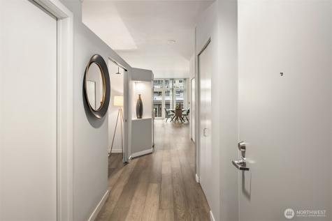 2717 Western Avenue Seattle WA 98121