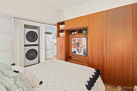 2911 2nd Avenue Seattle WA 98121