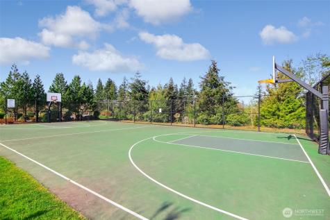 1957 23rd Place NE Issaquah WA 98027