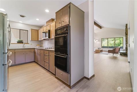 225 19th Street NE East Wenatchee WA 98802