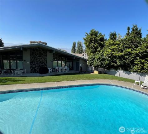 225 19th Street NE East Wenatchee WA 98802