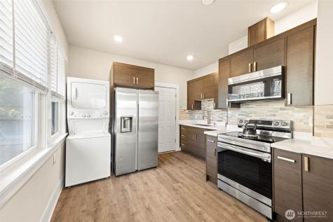 1413 26th Avenue Seattle WA 98122