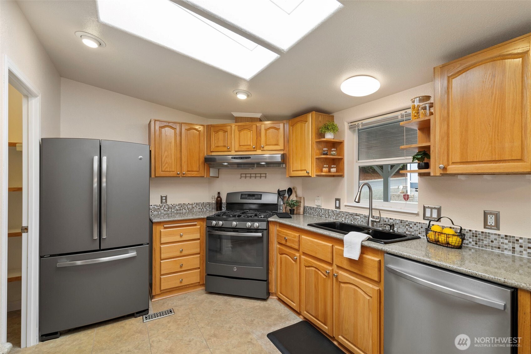 789 NE Reeds Meadow Lane Bremerton WA 98311