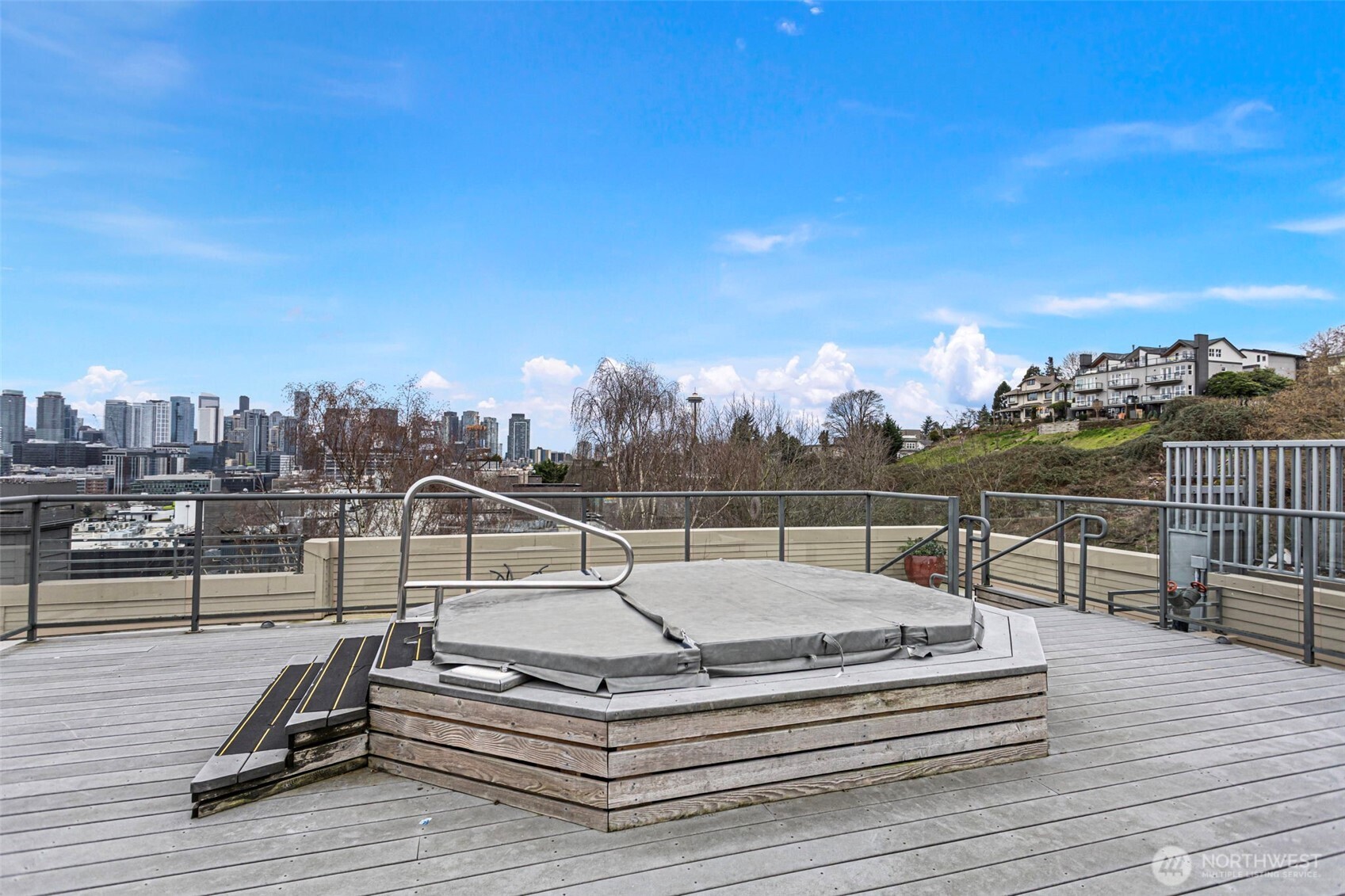 1504 Aurora Ave N Seattle WA 98109