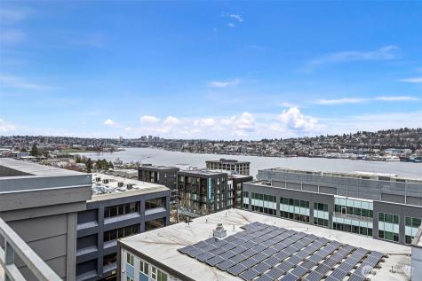 1504 Aurora Ave N Seattle WA 98109