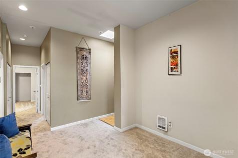 1504 Aurora Ave N Seattle WA 98109