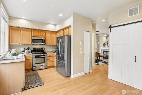 11875 SE 4th Place Bellevue WA 98005