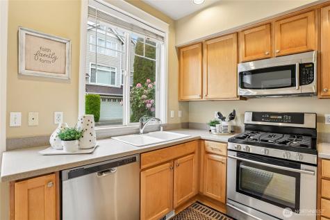 11875 SE 4th Place Bellevue WA 98005