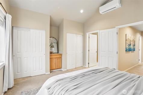11875 SE 4th Place Bellevue WA 98005