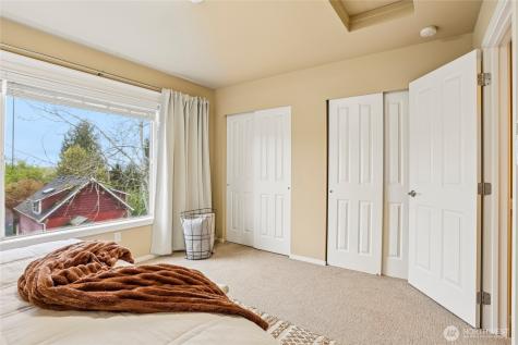 11875 SE 4th Place Bellevue WA 98005