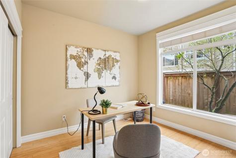11875 SE 4th Place Bellevue WA 98005