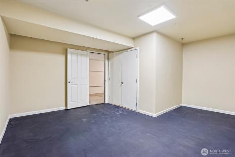 11875 SE 4th Place Bellevue WA 98005