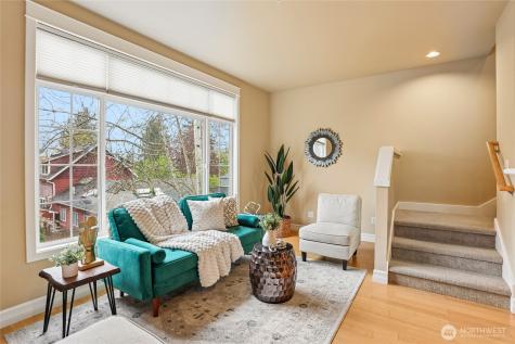 11875 SE 4th Place Bellevue WA 98005