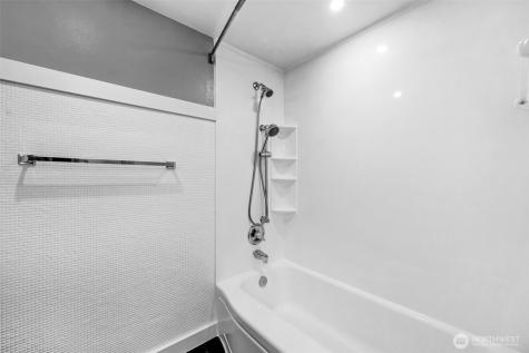 2500 81st Avenue SE Mercer Island WA 98040