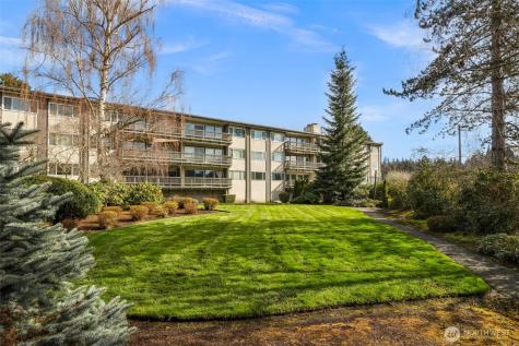 2500 81st Avenue SE Mercer Island WA 98040