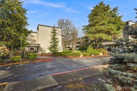 2500 81st Avenue SE Mercer Island WA 98040