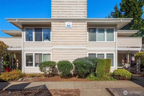 9210 Market Place Lake Stevens WA 98258