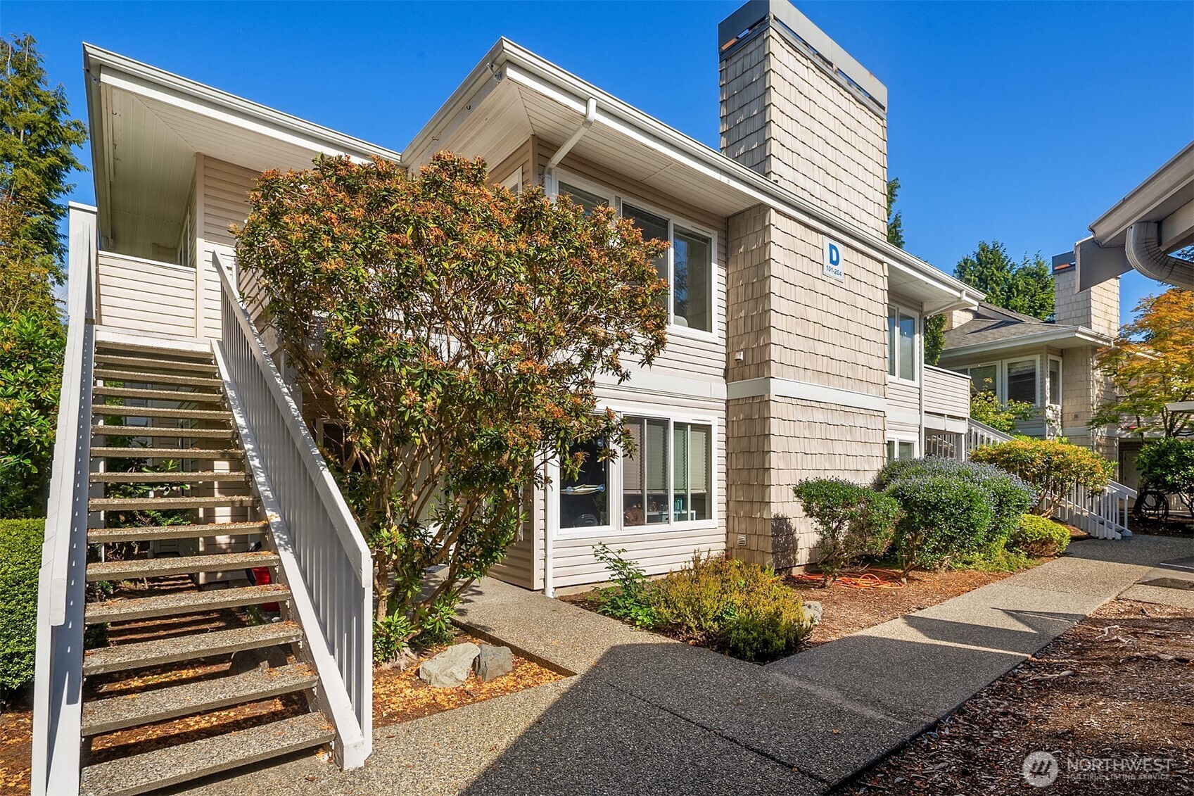 9210 Market Place Lake Stevens WA 98258