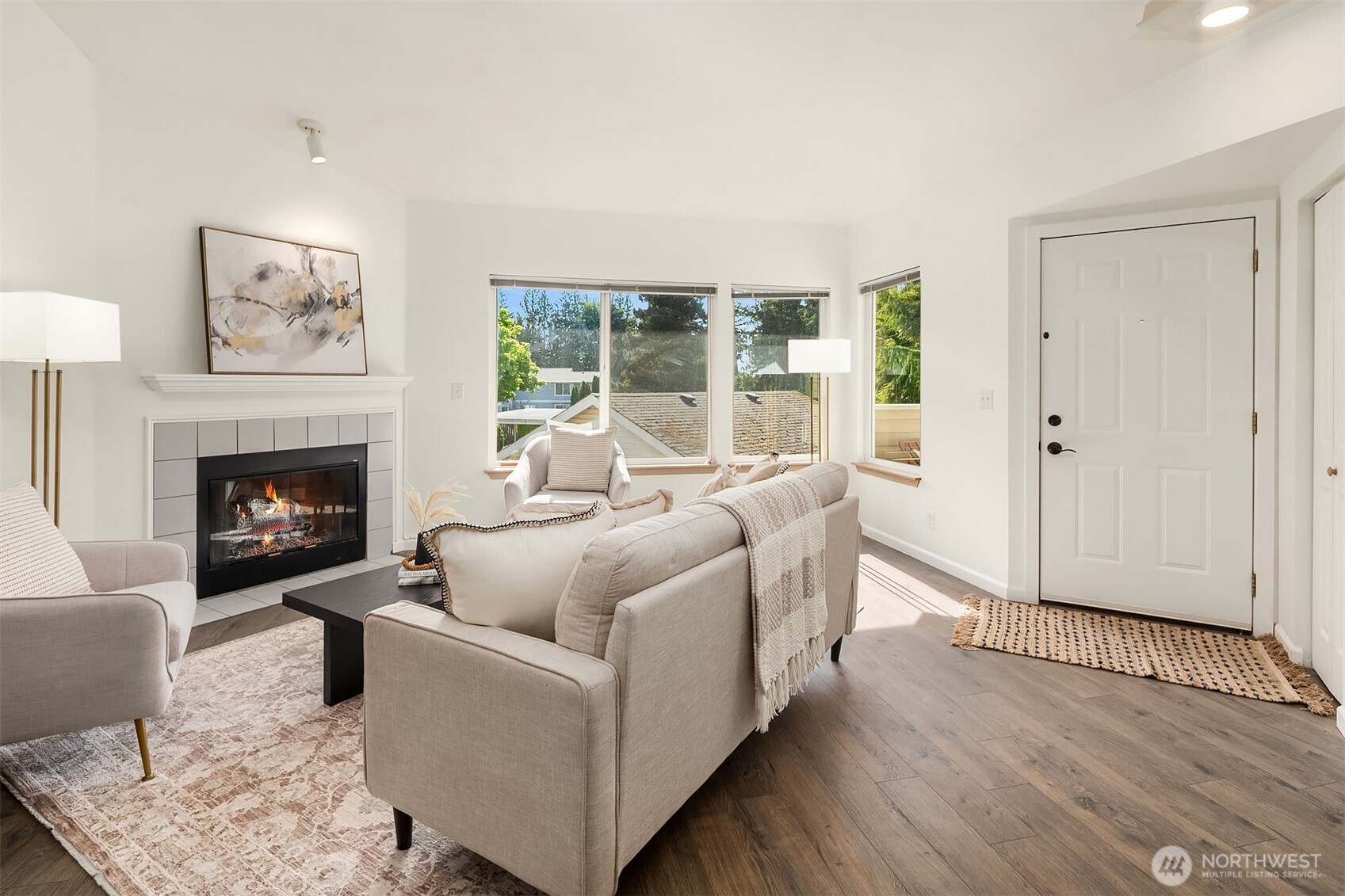 9210 Market Place Lake Stevens WA 98258