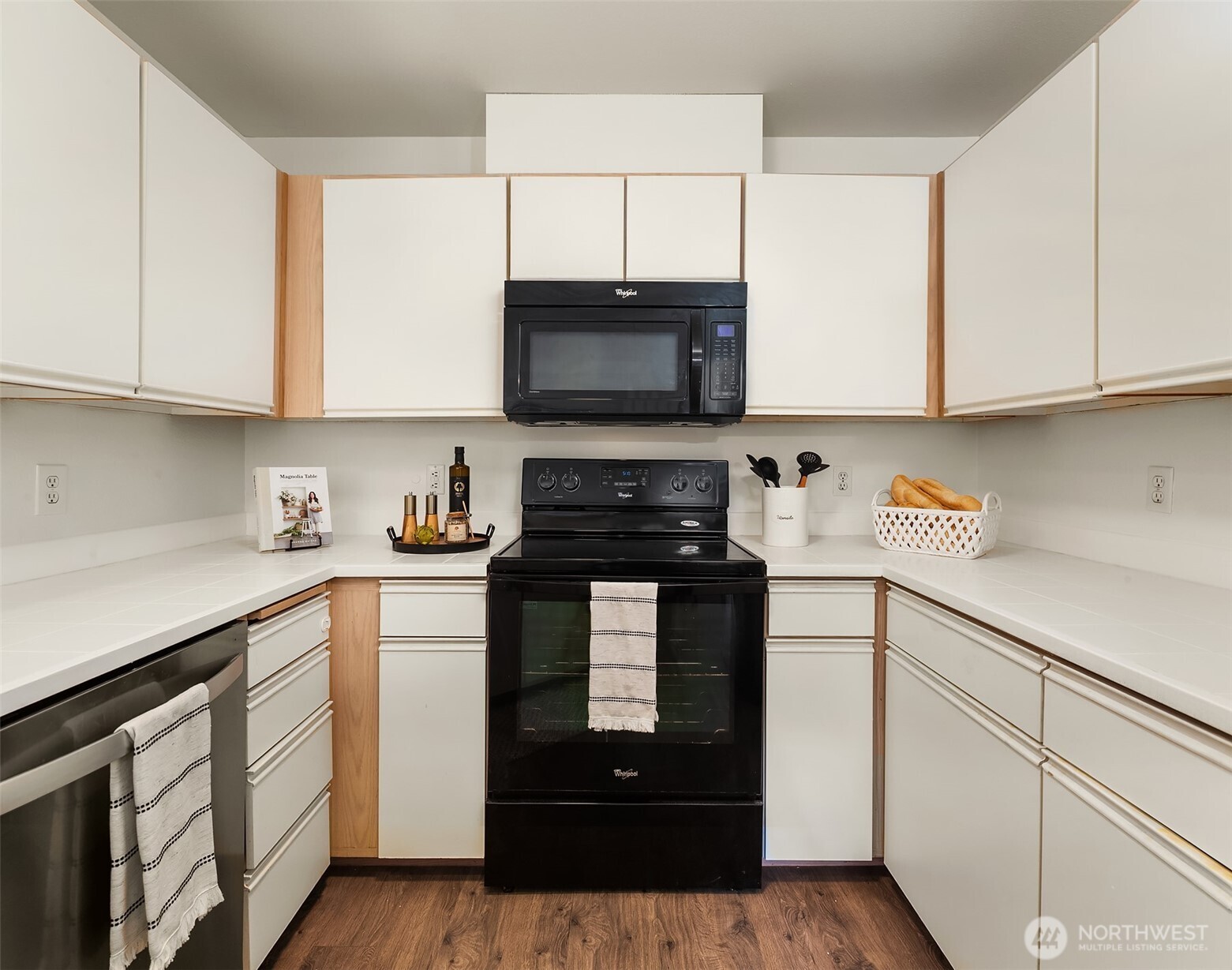 9210 Market Place Lake Stevens WA 98258