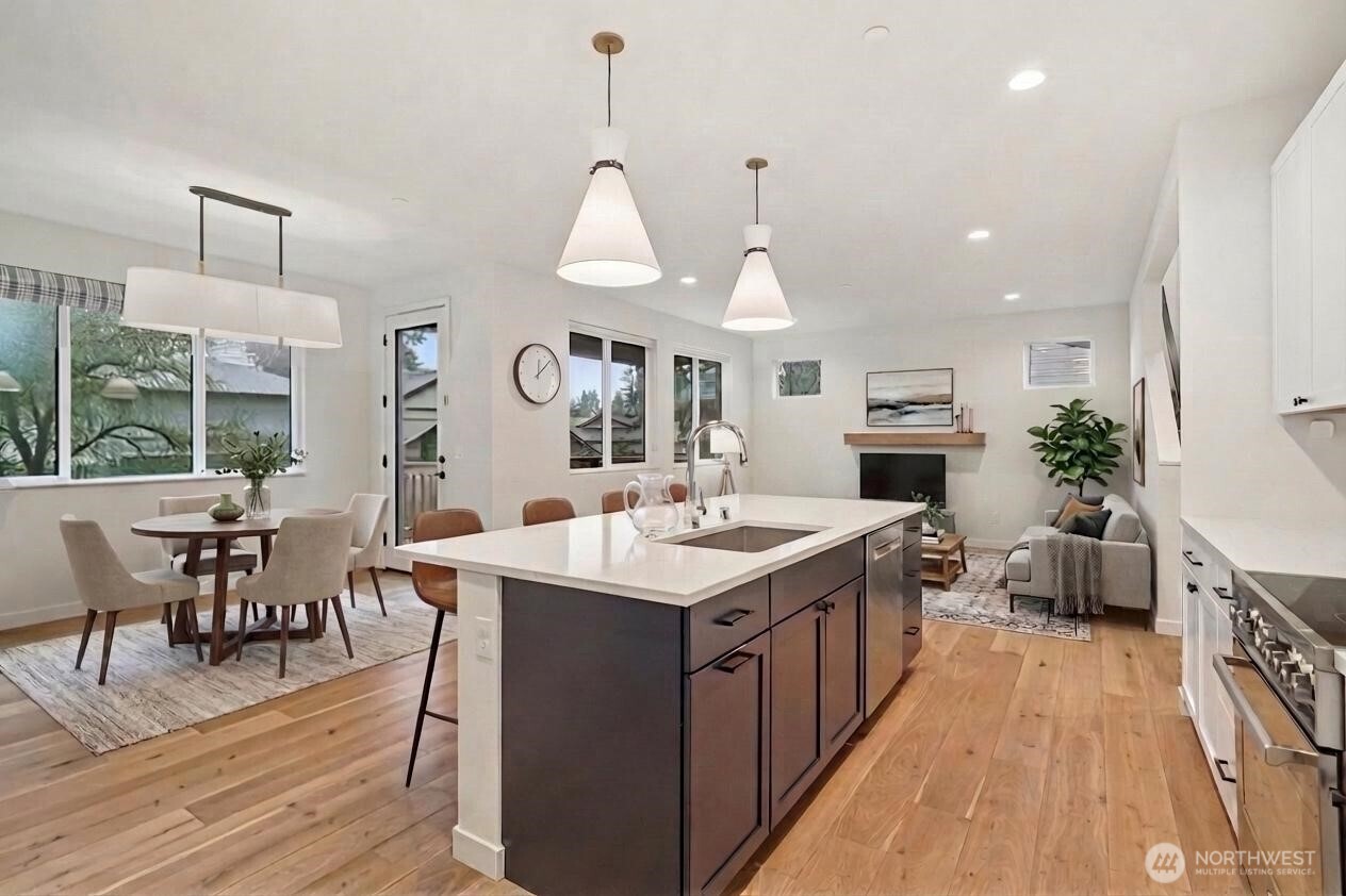 12332 38th Avenue NE Seattle WA 98125