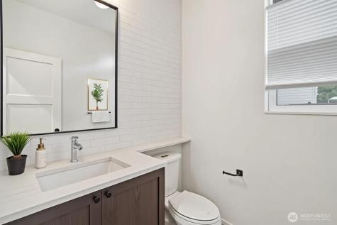 12332 38th Avenue NE Seattle WA 98125