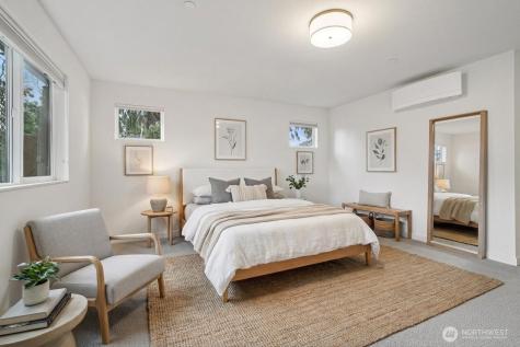 12332 38th Avenue NE Seattle WA 98125