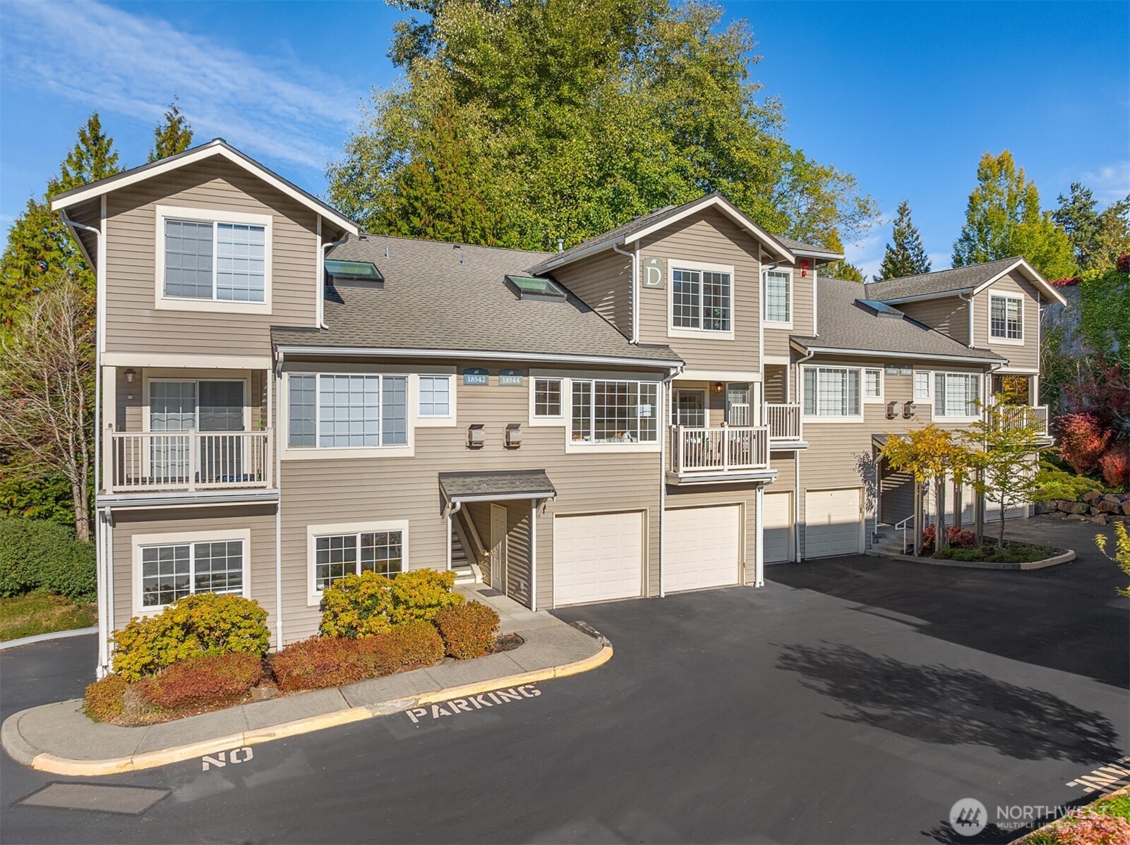 18544 NE 57th Street Redmond WA 98052