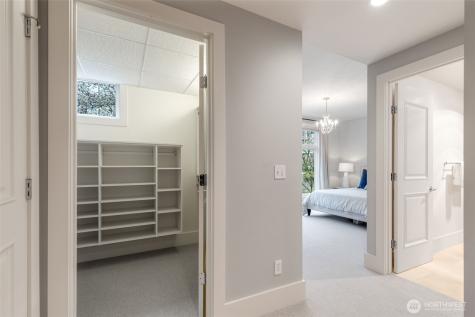 1 Ward Street Seattle WA 98109