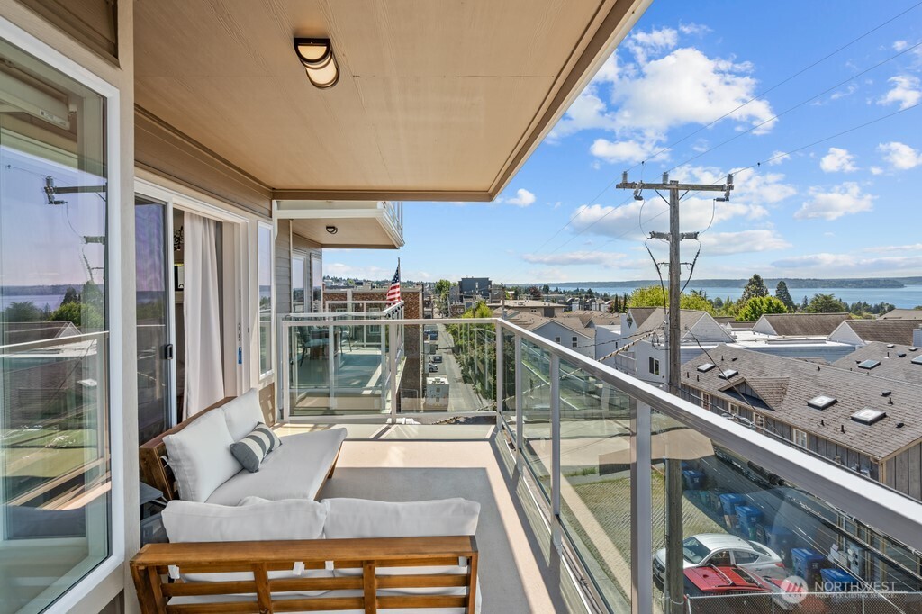 4409 California Avenue SW Seattle WA 98116
