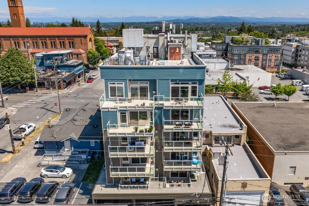 4409 California Avenue SW Seattle WA 98116
