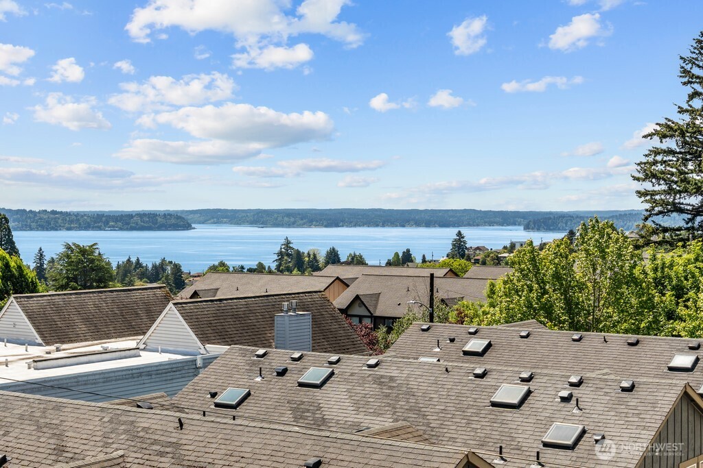 4409 California Avenue SW Seattle WA 98116