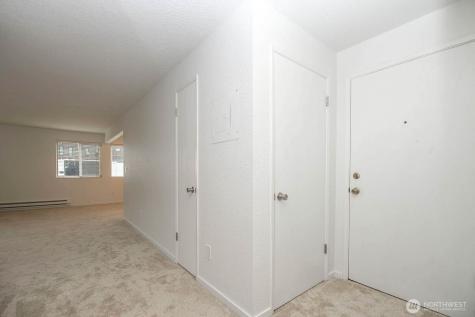 8747 Phinney Avenue N Seattle WA 98103