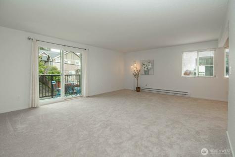 8747 Phinney Avenue N Seattle WA 98103