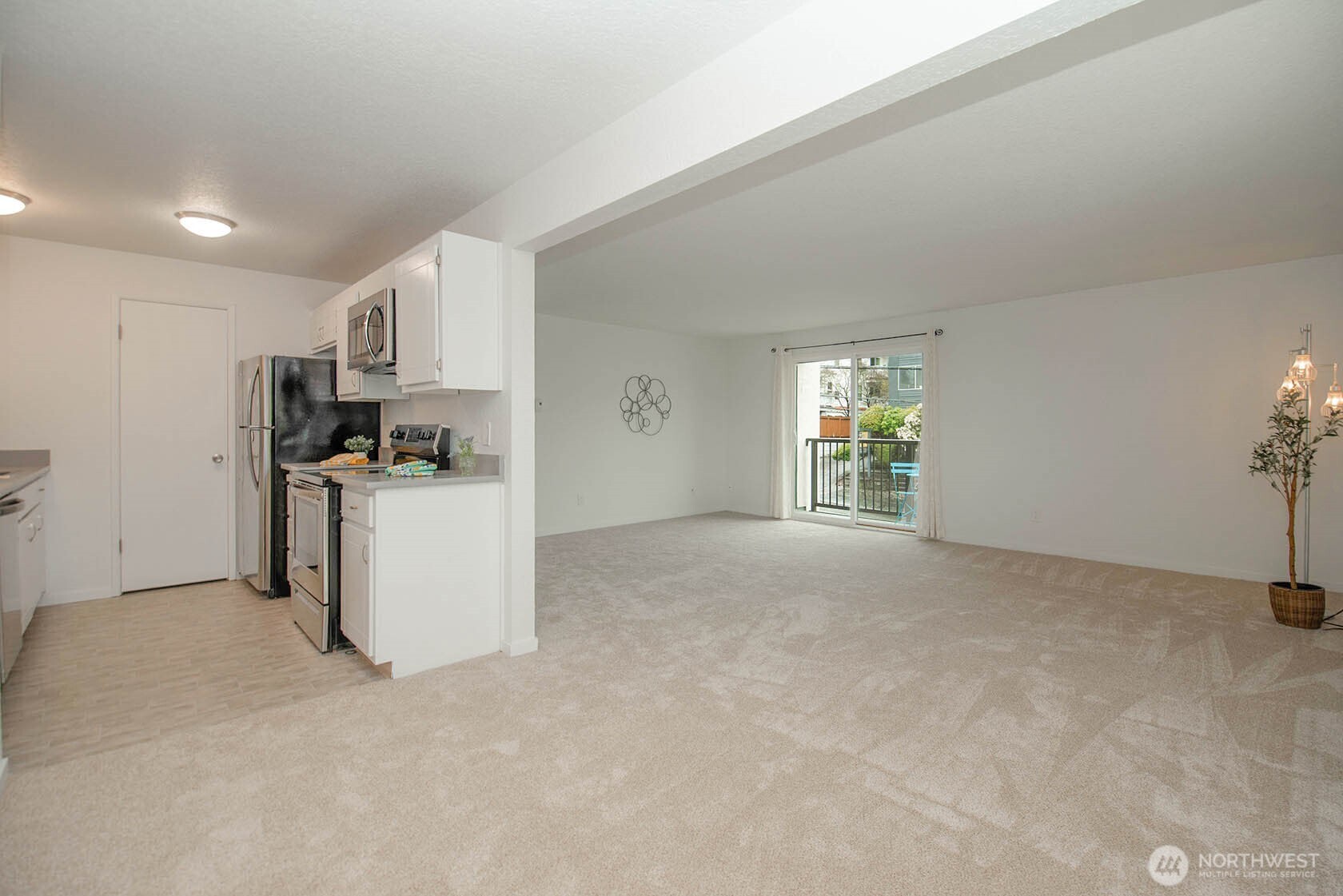 8747 Phinney Avenue N Seattle WA 98103