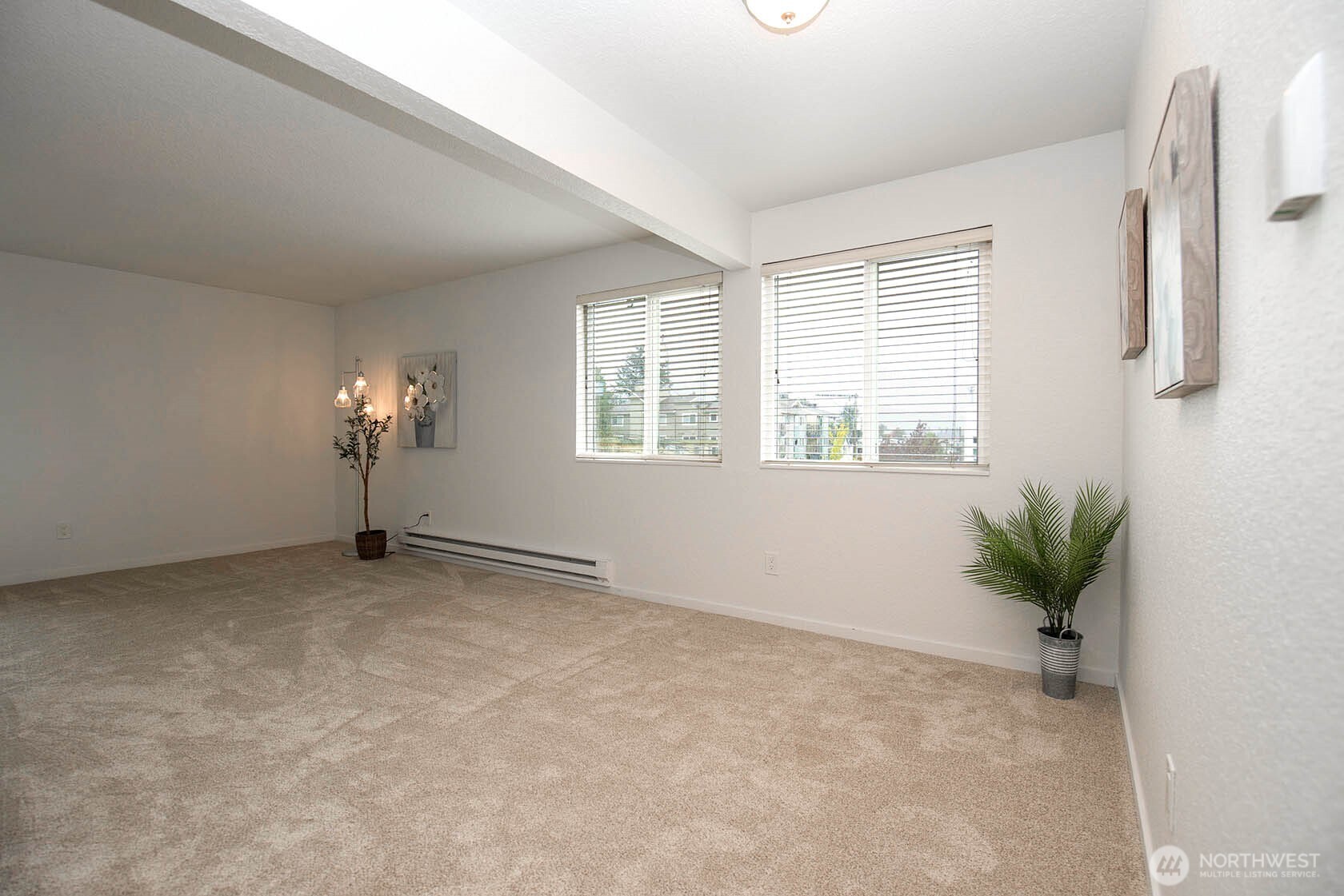 8747 Phinney Avenue N Seattle WA 98103
