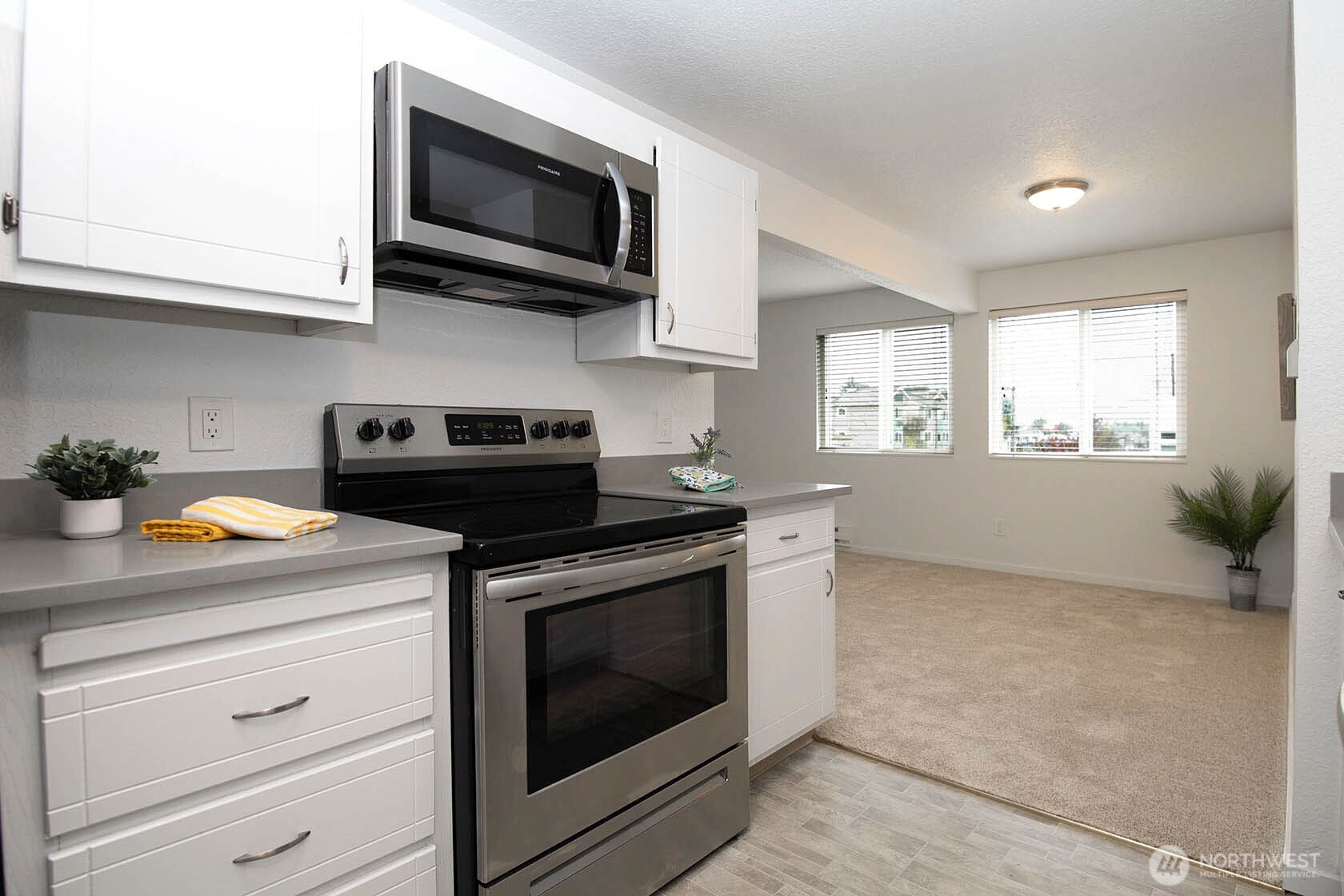 8747 Phinney Avenue N Seattle WA 98103