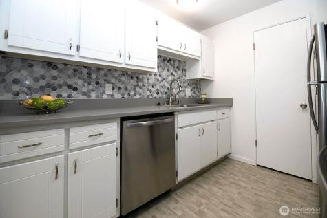 8747 Phinney Avenue N Seattle WA 98103