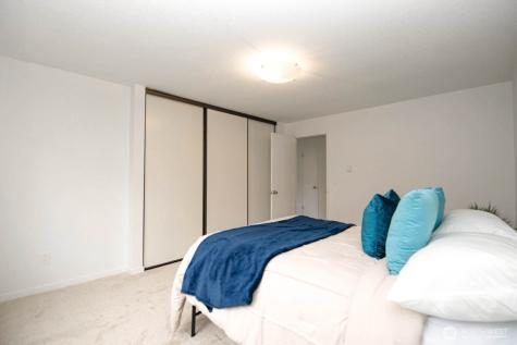 8747 Phinney Avenue N Seattle WA 98103