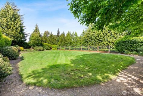 15806 14th Avenue W Lynnwood WA 98087